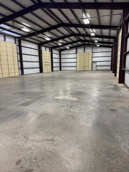 More Photos Of 8716 W County Road 130, Midland Warehouse For Lease