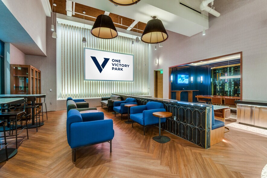 More Photos Of 2323 Victory Ave, Dallas Office For Lease