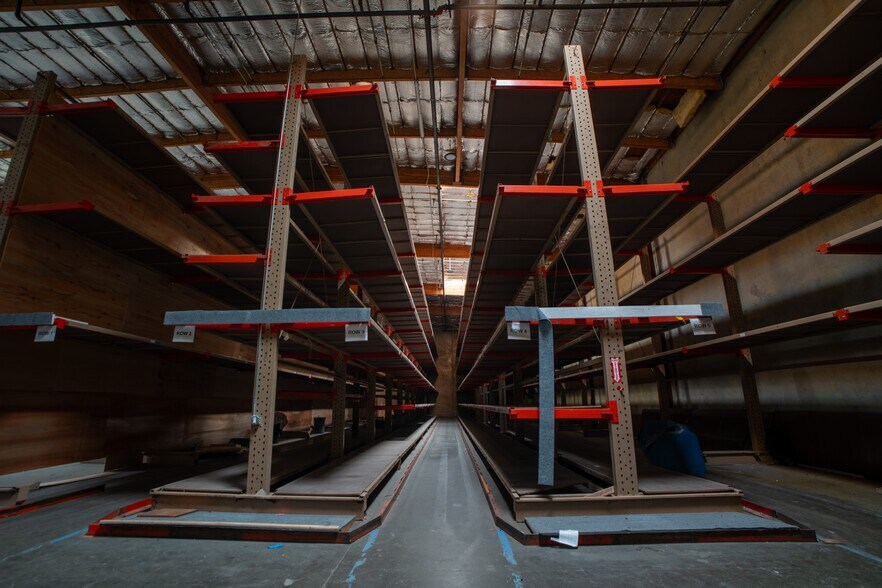 More Photos Of 1113 Del Paso Blvd, Sacramento Warehouse For Sale