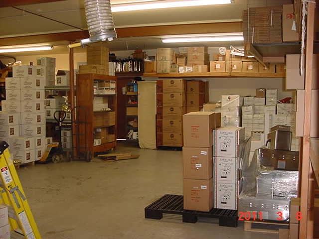 More Photos Of 217 Madison Ave, Port Chester Light Distribution For Sale