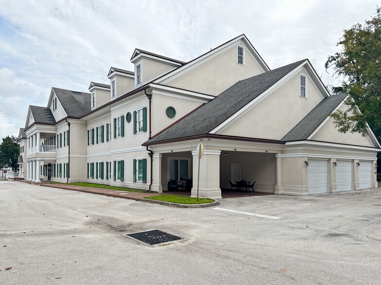 More Photos Of 235 N Westmonte Dr, Altamonte Springs Coworking Space