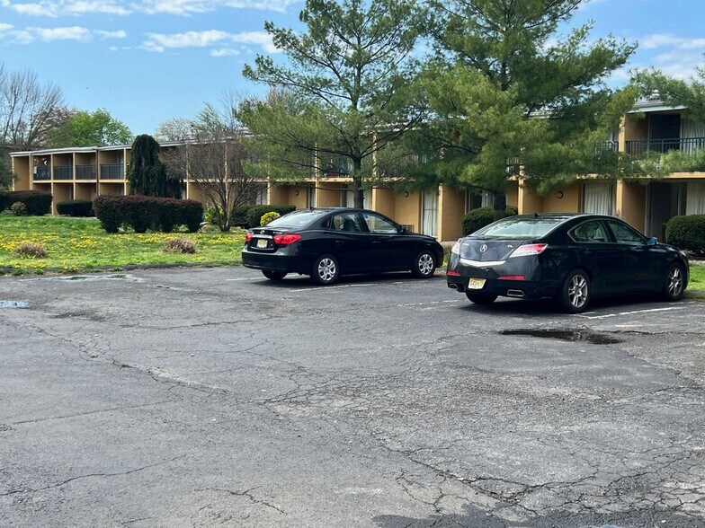 More Photos Of 1255 State Road 10 East, Whippany Hotel For Sale