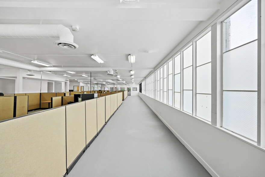 More Photos Of 2215 N Broadway, Santa Ana Medical For Sale