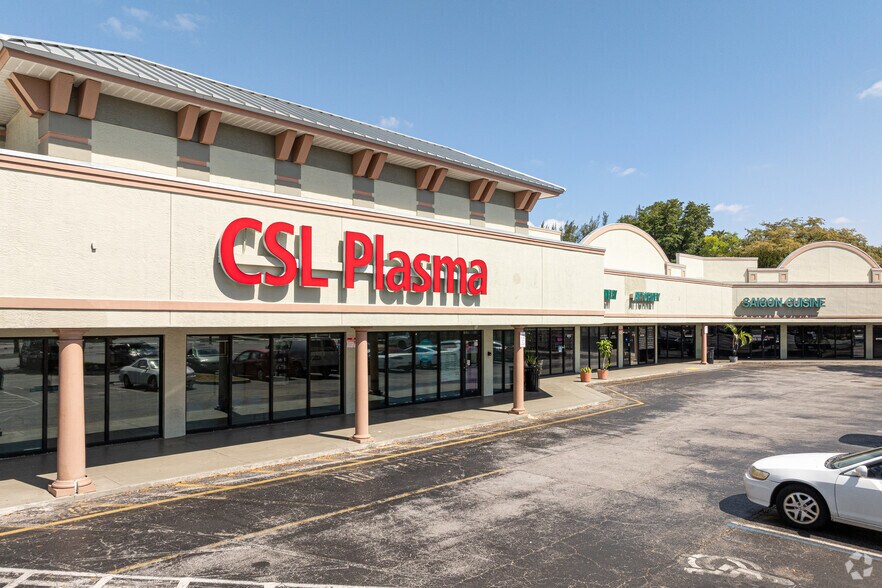 More Photos Of 1360 N State Road 7, Margate Freestanding For Lease