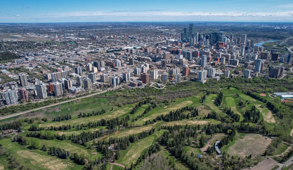 More Photos Of 9918 115 St NW, Edmonton Land For Sale