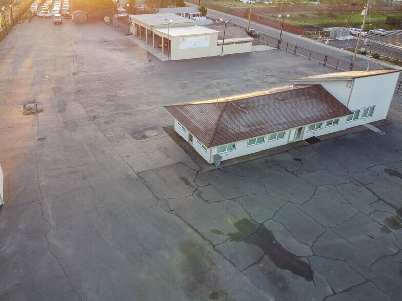 More Photos Of 854 Crows Landing Rd, Modesto Auto Dealership For Sale