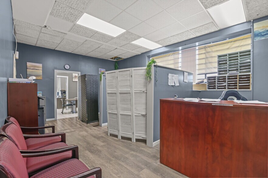 More Photos Of , Minneapolis General Retail For Sale