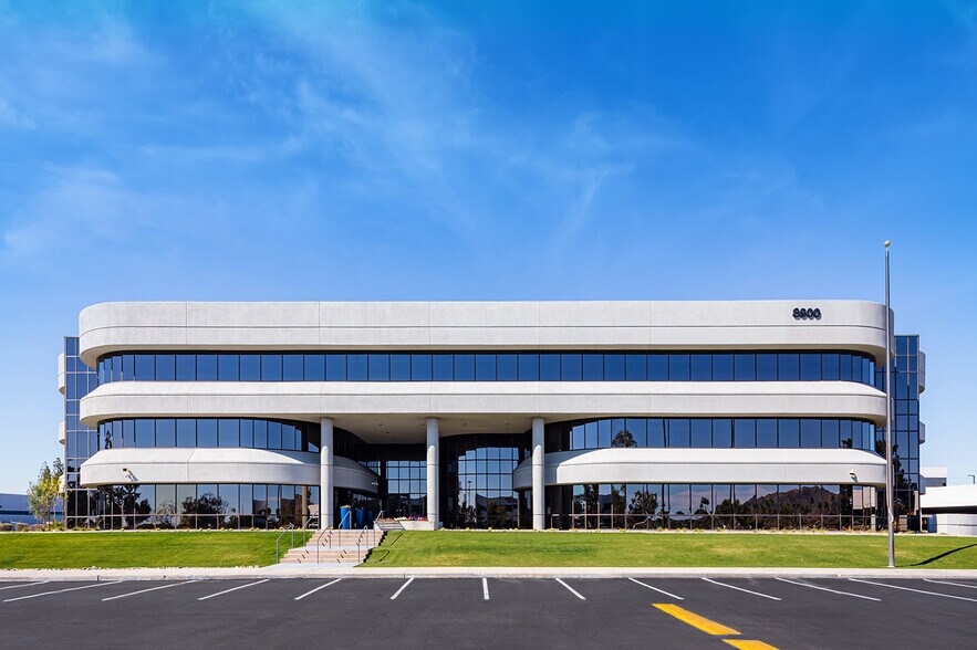 More Photos Of 8900 N 22nd Ave, Phoenix Office For Sale