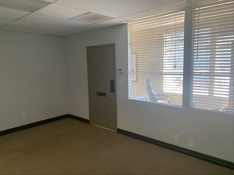 More Photos Of 3930 Utah St, San Diego Office For Lease