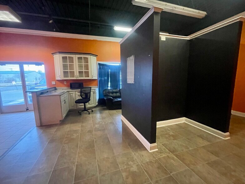 More Photos Of 92 Fleming St, Fredericksburg Unknown For Lease