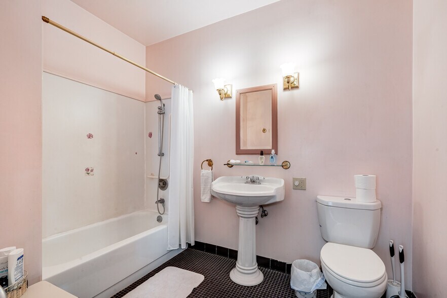 More Photos Of , Sonoma Unknown For Sale