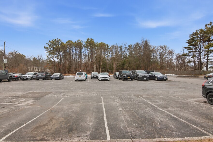 More Photos Of 640 Montauk Hwy, Shirley Medical For Sale