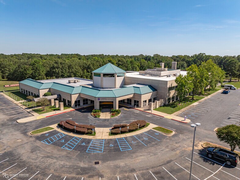 Primary Photo Of 9425 Healthplex Dr, Shreveport General Retail For Sale