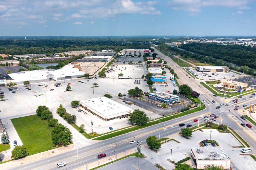 More Photos Of 13140 S Cicero Ave, Crestwood Unknown For Lease