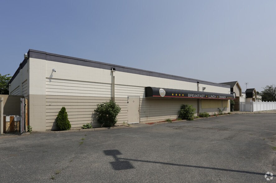 More Photos Of 6440 James Cir N, Brooklyn Center Bowling Alley For Sale