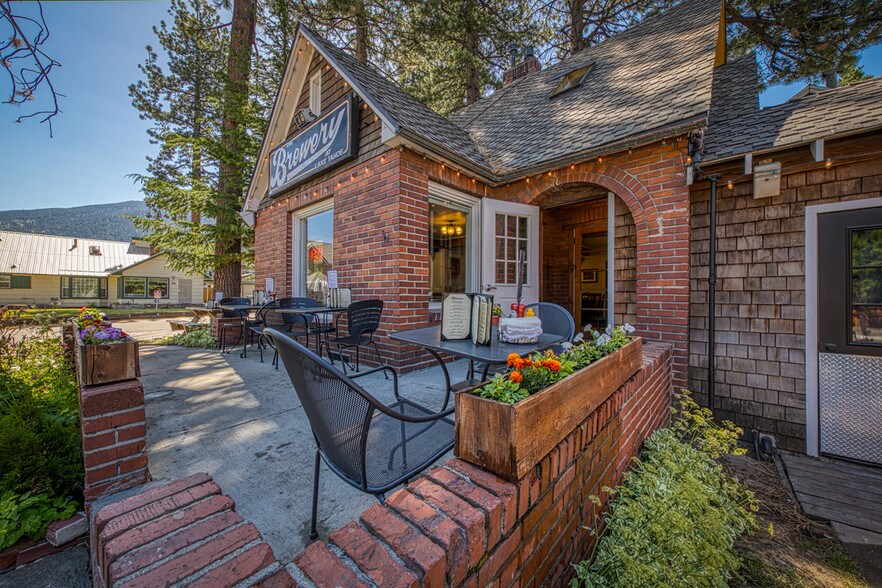 More Photos Of 3542 Lake Tahoe Blvd, South Lake Tahoe Restaurant For Sale