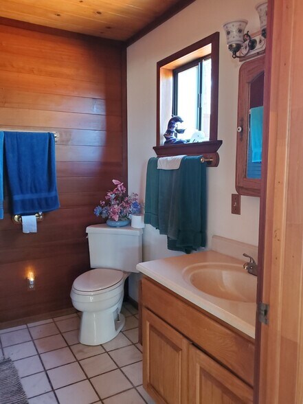 More Photos Of 13279 Roadrunner Loop, Red Bluff Airplane Hangar For Sale