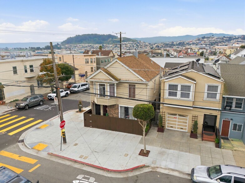 More Photos Of 1603 Revere Ave, San Francisco Apartments For Sale
