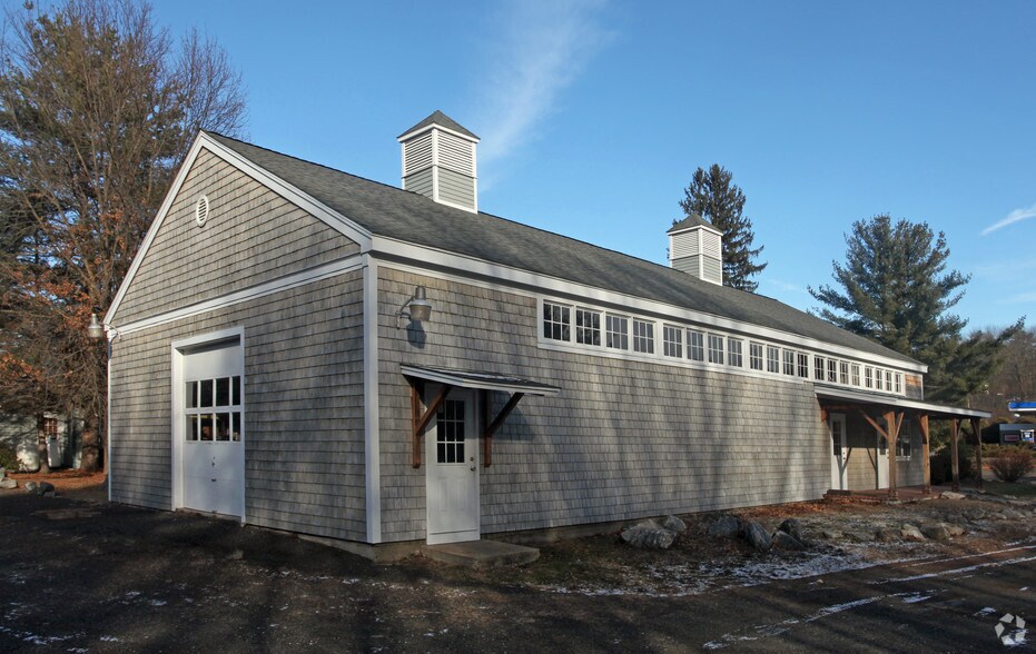 More Photos Of 819 Straits Tpke, Middlebury Office For Lease
