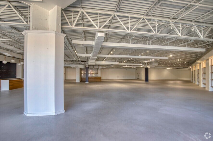 More Photos Of 14310-14394 N Dale Mabry Hwy, Tampa Unknown For Lease