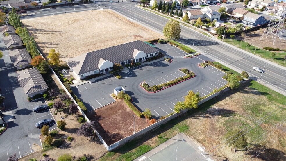More Photos Of 9296 Vintage Park Dr, Sacramento Medical For Lease