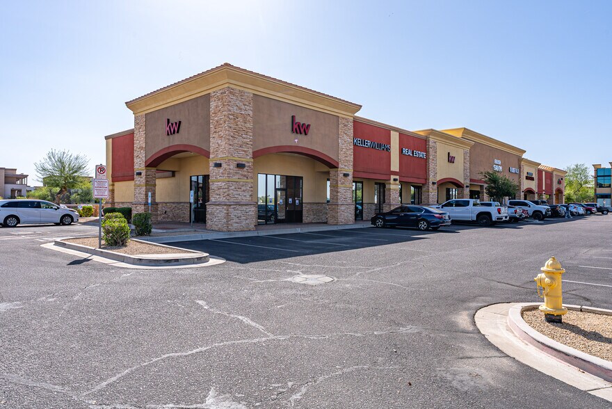 More Photos Of 2403 N Pebble Creek Pkwy, Goodyear General Retail For Lease