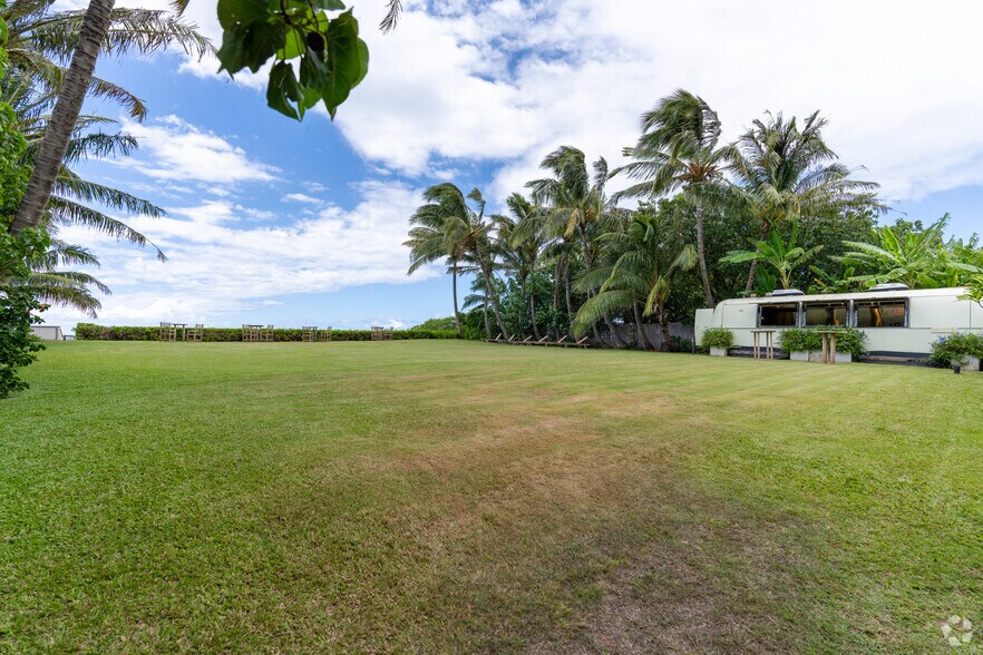 More Photos Of 65 Hana Hwy, Paia Restaurant For Lease