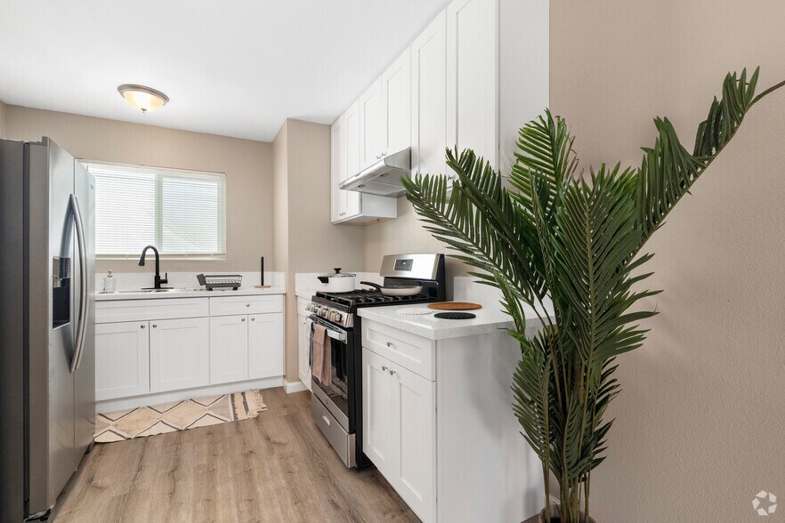 More Photos Of 82451 John Nobles Ave, Indio Apartments For Sale