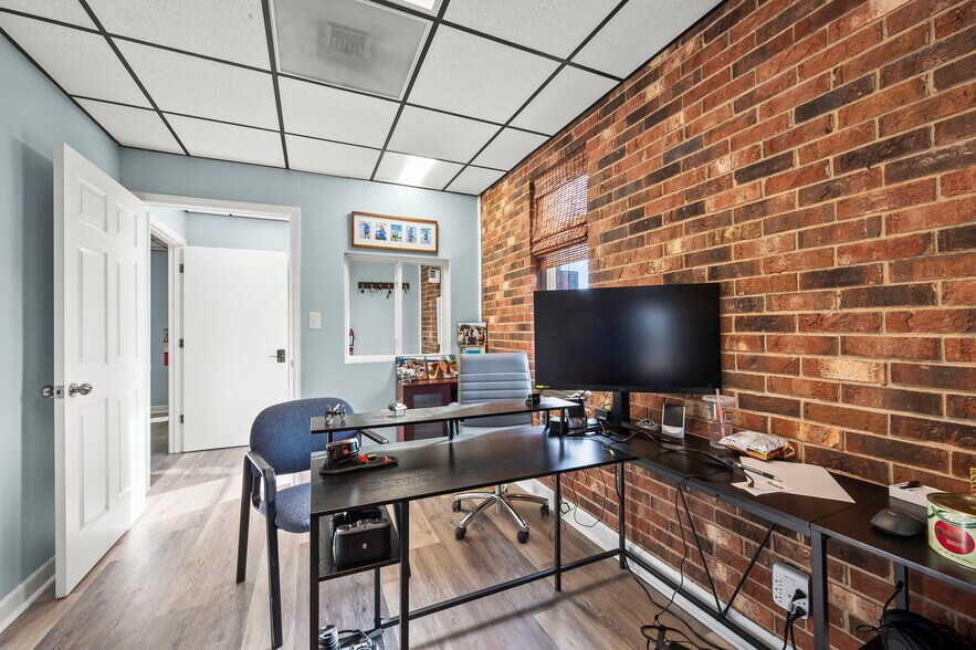 More Photos Of 808-810 W Main St, Jamestown Auto Repair For Sale