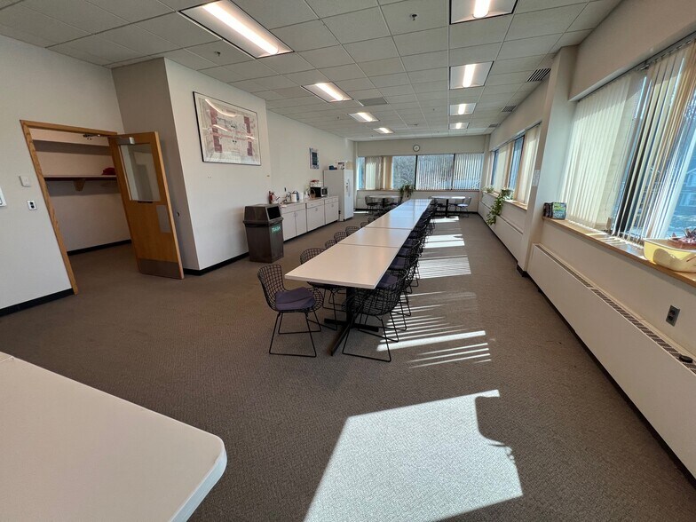 More Photos Of 9 Oak St, Guilford Manufacturing For Sale