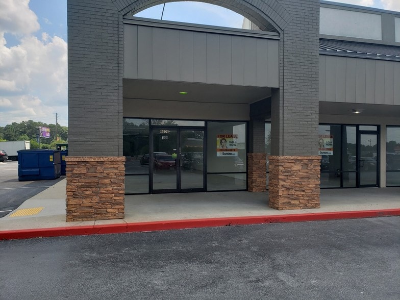 More Photos Of 6608-6608B Tara Blvd, Jonesboro Unknown For Lease