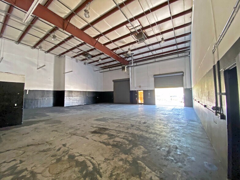 More Photos Of 1180 Center Point Dr, Henderson Flex For Sale