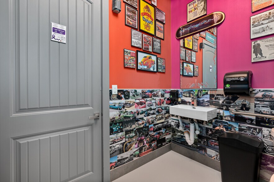 More Photos Of 620 S Presa St, San Antonio Restaurant For Lease