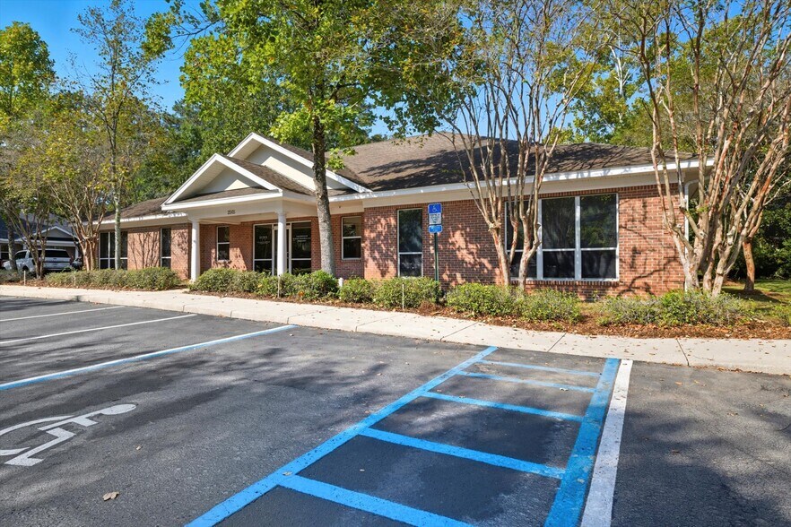 More Photos Of 2565 Barrington Cir, Tallahassee Office For Sale