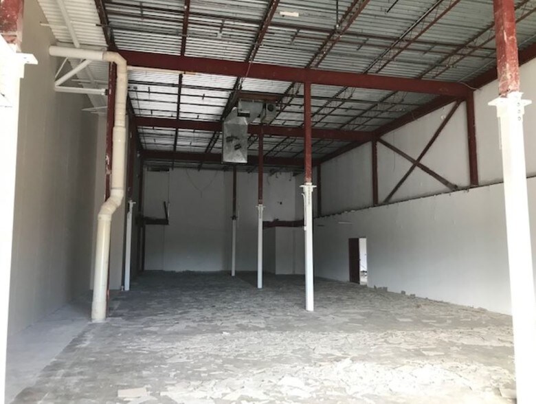 More Photos Of 7901 San Dario Ave, Laredo General Retail For Lease