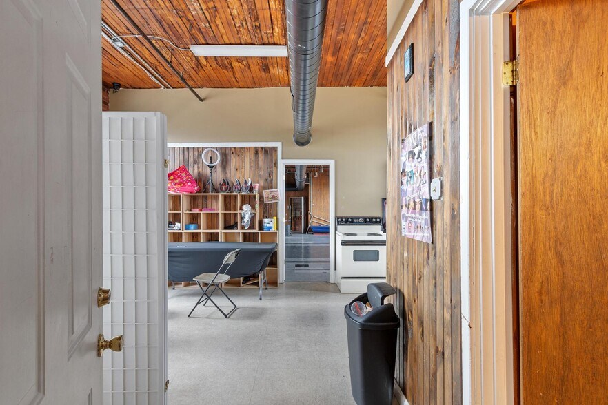 More Photos Of 65 Water St, Worcester Loft Creative Space For Sale
