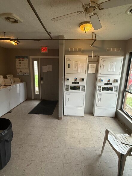 More Photos Of 77 Quail Holw, Inez Apartments For Sale
