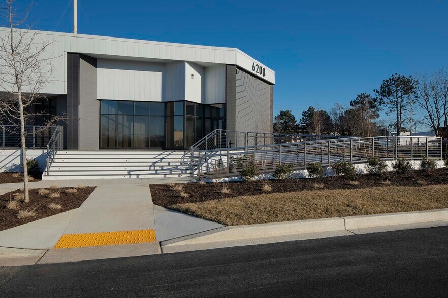 More Photos Of 6200 Seaforth St, Baltimore Flex For Sale