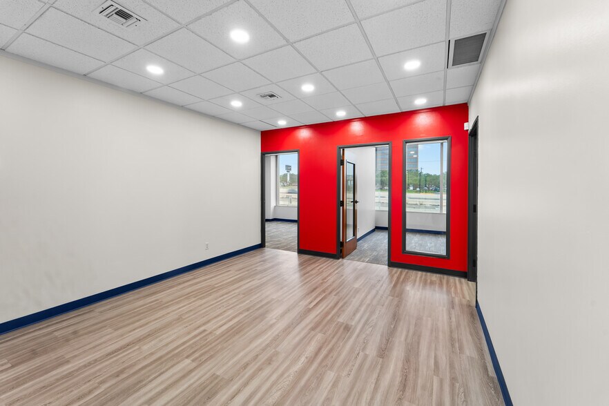 More Photos Of 1800 NE Loop 410, San Antonio Unknown For Lease