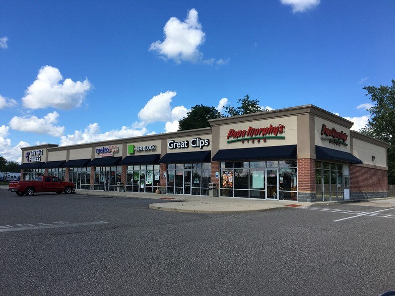 More Photos Of 3600-3636 S Chandler Dr, Muncie Unknown For Lease