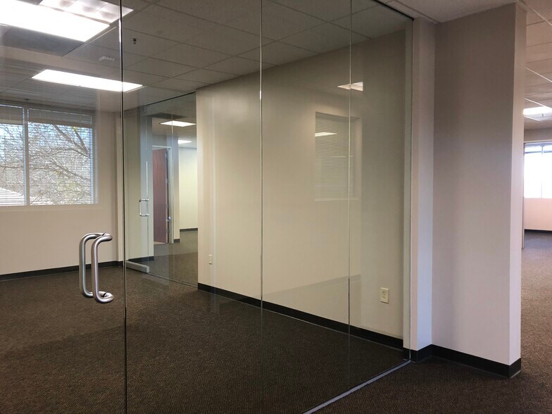 More Photos Of 400 Plaza Dr, Folsom Office For Sale