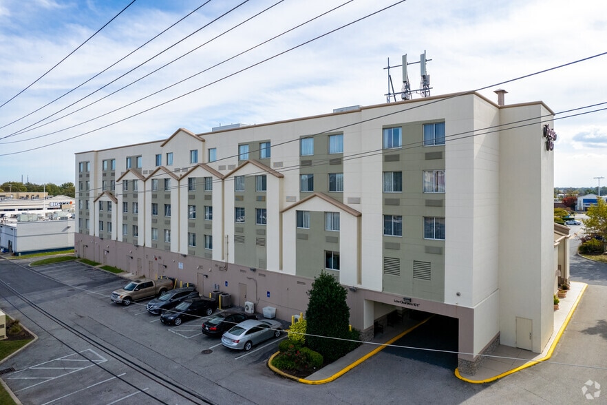 More Photos Of 6617 Ritchie Hwy, Glen Burnie Hotel For Sale