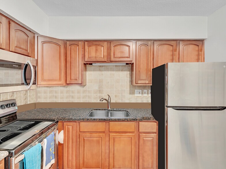 More Photos Of 1916 SW 11th St, Fort Lauderdale Apartments For Sale