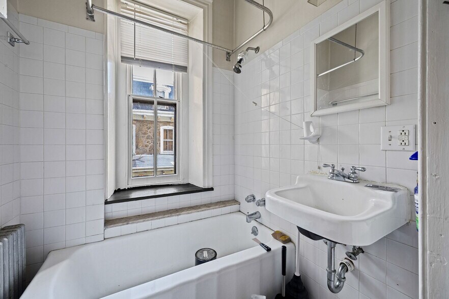 More Photos Of 5911 Greene St, Philadelphia Apartments For Sale