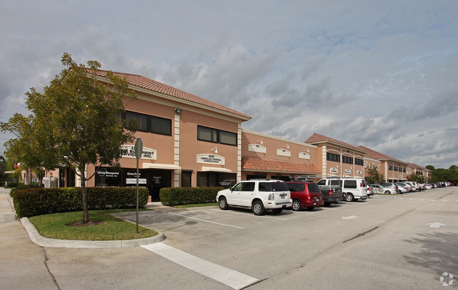 More Photos Of 4189-4257 SW High Meadows Ave, Palm City Office For Sale
