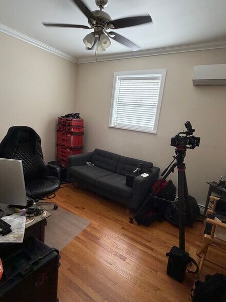 More Photos Of 153 Bank St, New London Apartments For Lease