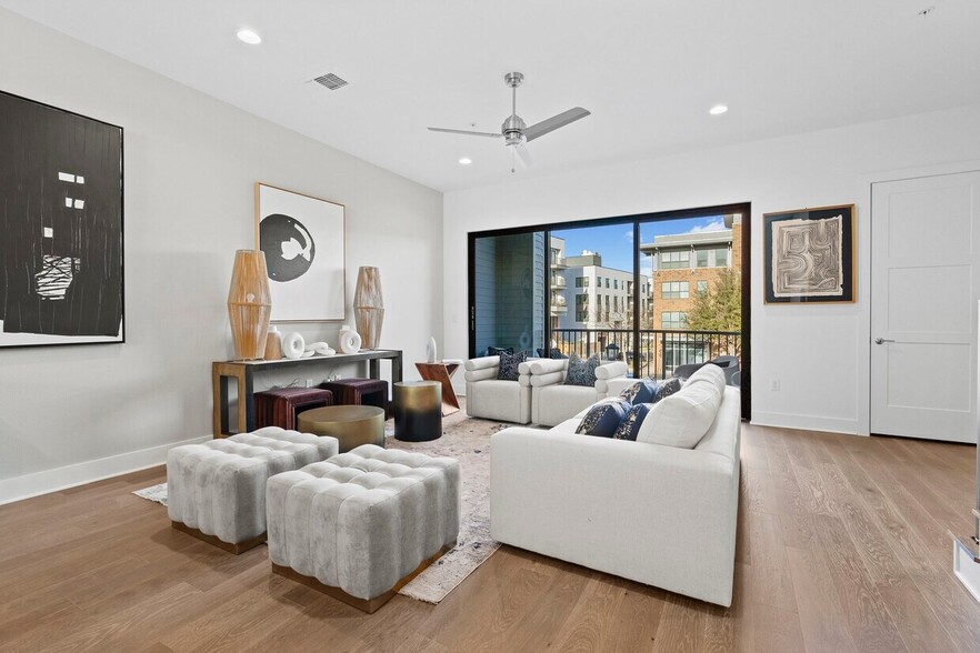 More Photos Of 3824 Berkman Dr, Austin Office Residential For Sale