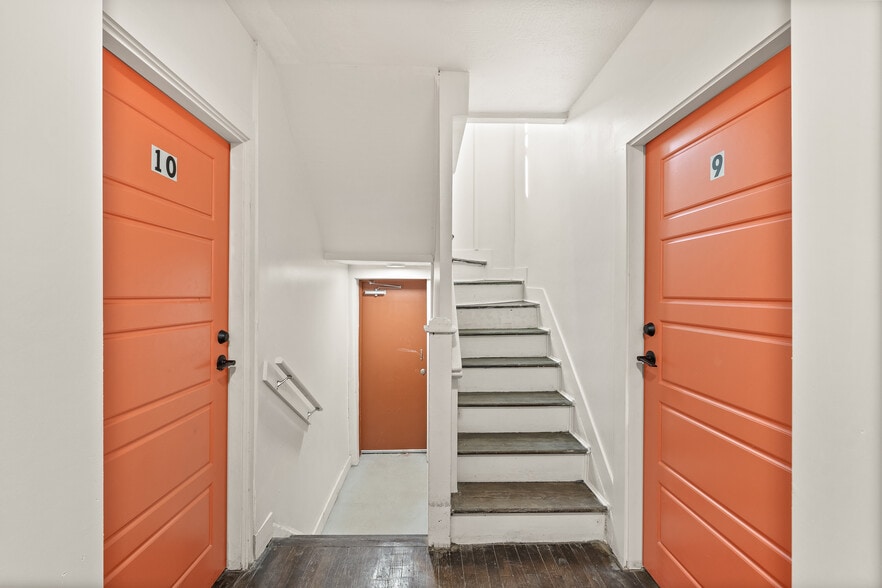 More Photos Of 622 Hardesty Ave, Kansas City Apartments For Sale