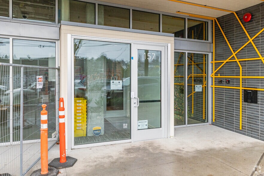 More Photos Of 157 12th Ave, Seattle Apartments For Sale