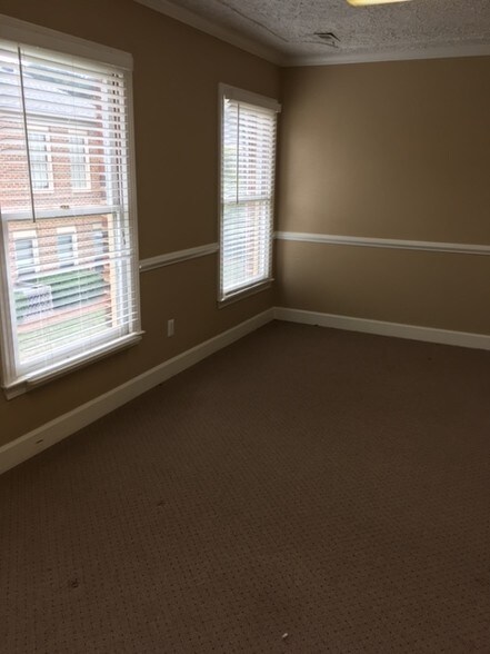 More Photos Of 6512 Six Forks Rd, Raleigh Medical For Sale